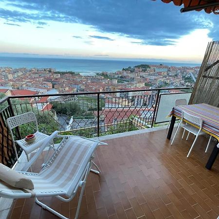 ונטימיגליה Thekeystudio, La Casa Del Mare Azzurro With Seaview מראה חיצוני תמונה