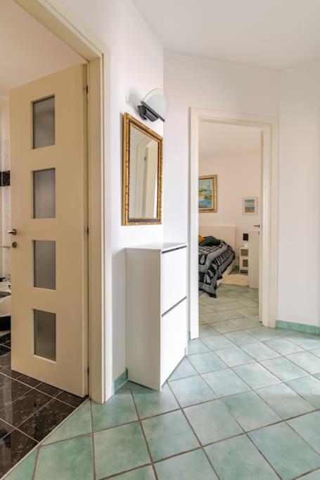 ונטימיגליה Thekeystudio, La Casa Del Mare Azzurro With Seaview מראה חיצוני תמונה