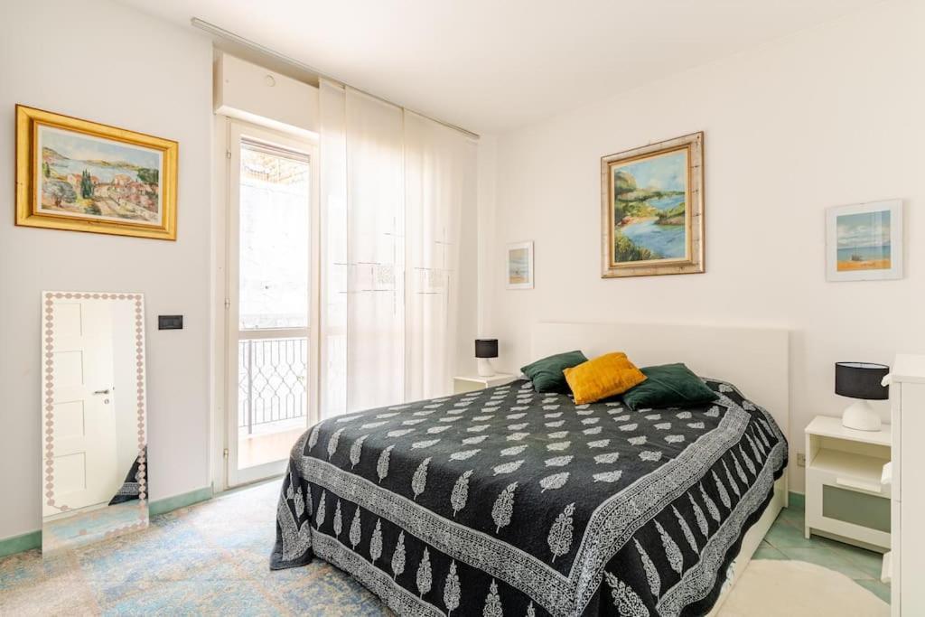 ונטימיגליה Thekeystudio, La Casa Del Mare Azzurro With Seaview מראה חיצוני תמונה
